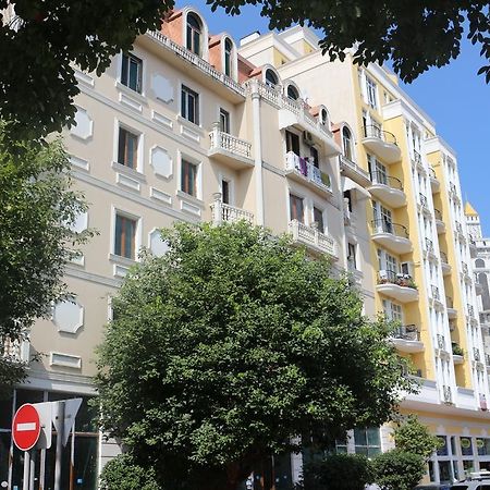 Apartment Vaja Fshavela N16 Batumi Ngoại thất bức ảnh