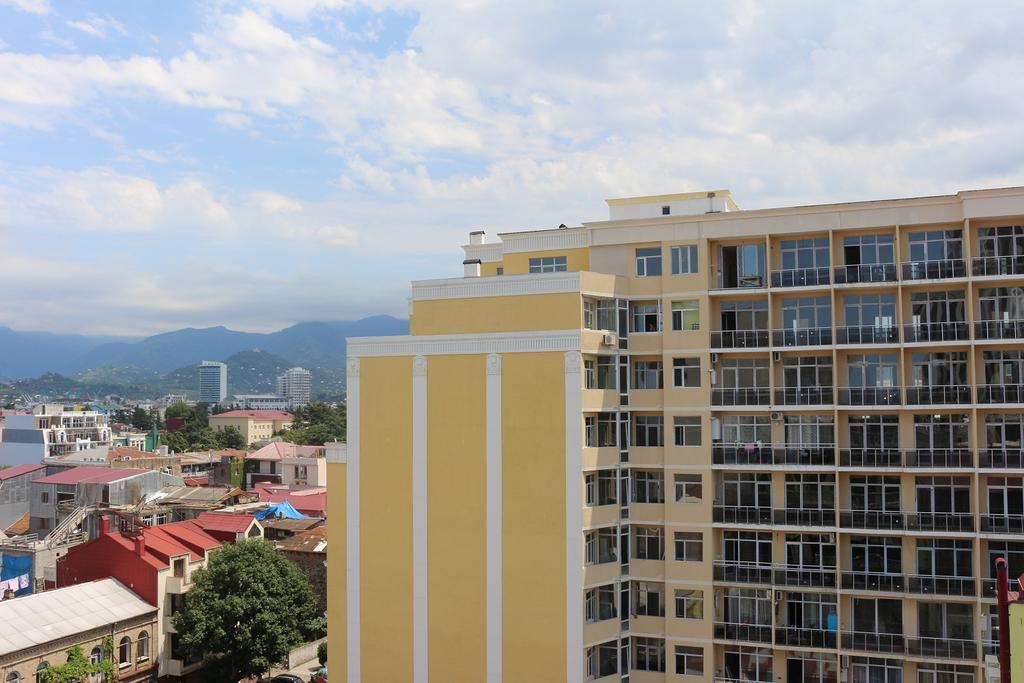 Apartment Vaja Fshavela N16 Batumi Ngoại thất bức ảnh
